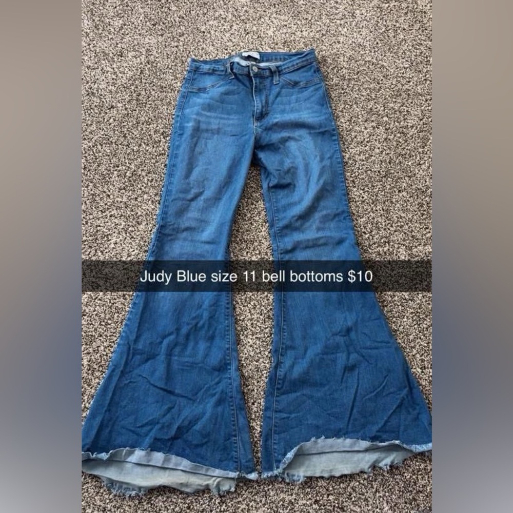 Judy Blue Women's Classic Blue Flare Jeans